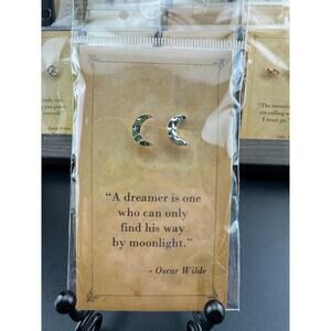 Bookish Quote Earrings - Silver Crescent Moon Oscar Wilde